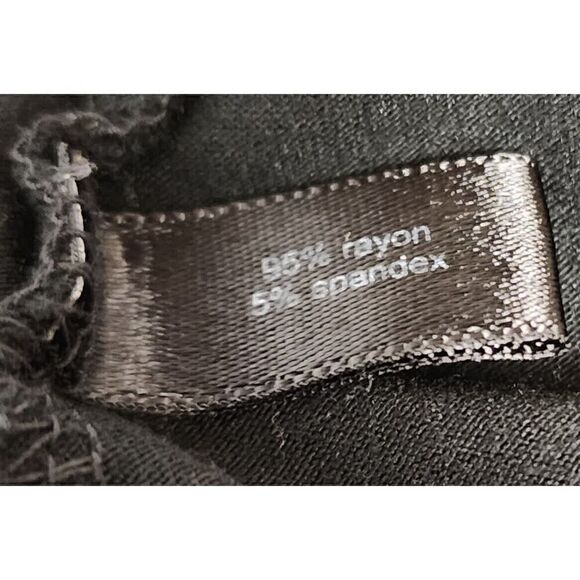 The Limited Sleeveless Pleated Front Top Black Size Small - Picture 8 of 9